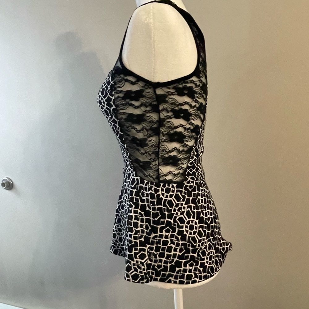 Deb - White & Black Lace Dressy Tank Top 🖤 - Picture 3 of 7